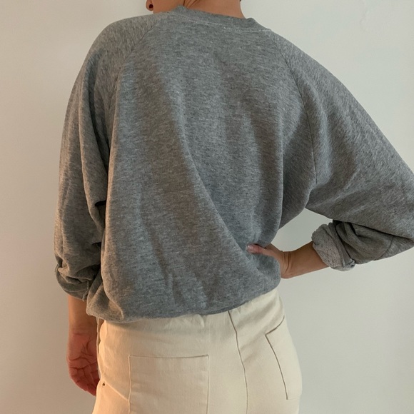 SOLD Vintage 90's Grey Sweatshirt - Picture 4 of 11